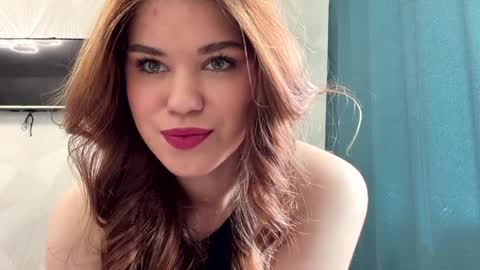 Kate online show from May 3, 2026, 6:52 am