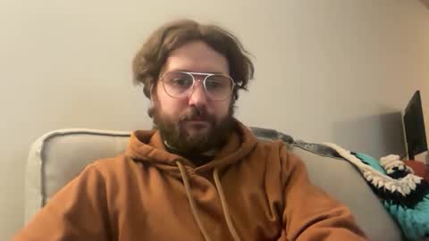 Roger online show from May 12, 2026, 1:47 am