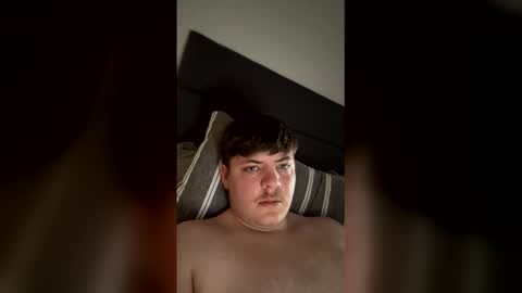 rhys2411 online show from June 5, 2026, 9:26 am
