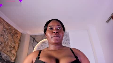 Snapshot of rianamanson chatting on November 23, 2025, 9:03 pm Riana online show from November 23, 2025, 9:03 pm