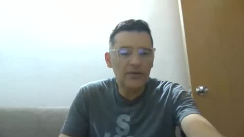 hotanytime online show from November 15, 2025, 11:21 pm