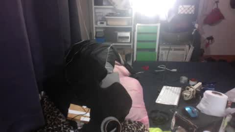 Snapshot of ricardovilla017 chatting on February 17, 2025, 11:23 am ricardovilla017 online show from February 17, 2025, 11:23 am