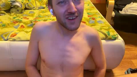 Snapshot of ricciardio chatting on February 12, 2025, 5:05 am ricciardio online show from February 12, 2025, 5:05 am