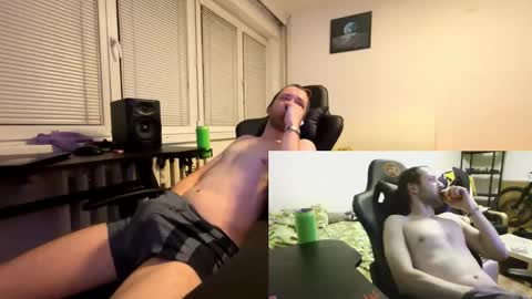 Snapshot of ricciardio chatting on October 19, 2025, 12:00 am ricciardio online show from October 19, 2025, 12:00 am