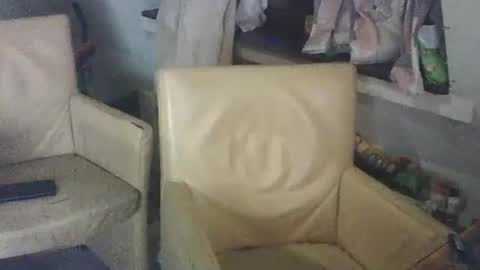richardd110011 online show from May 1, 2026, 8:02 pm