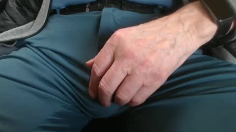 richarder7 online show from January 6, 2025, 12:02 pm