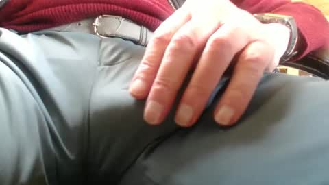 richarder7 online show from April 18, 2026, 12:09 pm