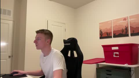 Snapshot of richiewest chatting on December 27, 2024, 12:07 am Richie online show from December 27, 2024, 12:07 am