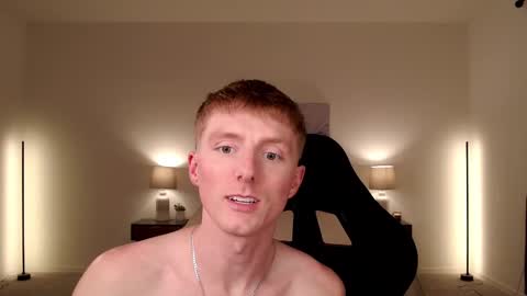 Snapshot of richiewest chatting on September 30, 2025, 1:21 am Richie online show from September 30, 2025, 1:21 am