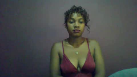 ricie001 online show from April 15, 2026, 7:59 am