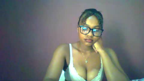 ricie001 online show from June 12, 2026, 12:26 pm