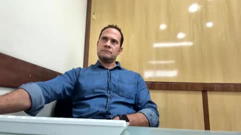 Snapshot of rick503835 chatting on October 8, 2025, 1:09 pm Rick Arian online show from October 8, 2025, 1:09 pm