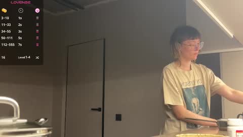 Snapshot of rickisanchez chatting on September 17, 2025, 3:35 pm RickiSanchez online show from September 17, 2025, 3:35 pm