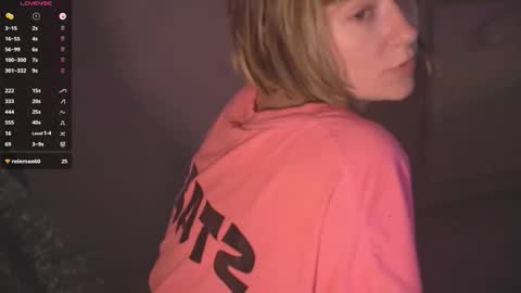 Snapshot of rickisanchez chatting on September 25, 2025, 5:05 pm RickiSanchez online show from September 25, 2025, 5:05 pm