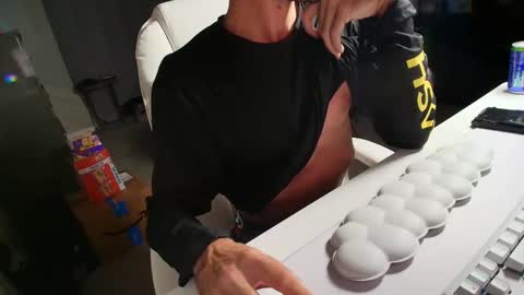 Snapshot of ricoamericano69 chatting on September 23, 2025, 8:12 pm Big Rick online show from September 23, 2025, 8:12 pm