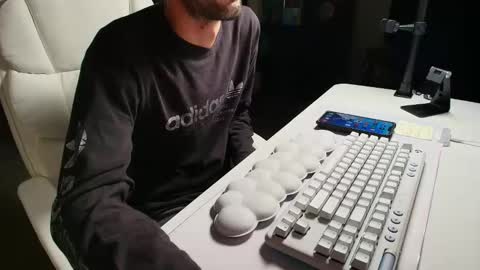 Snapshot of ricoamericano69 chatting on September 28, 2025, 5:29 pm Big Rick online show from September 28, 2025, 5:29 pm