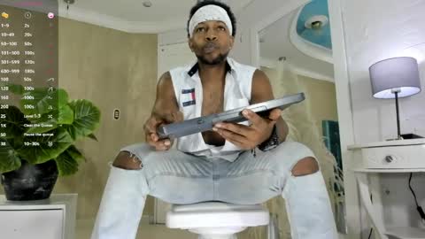RicoBrowm online show from May 10, 2026, 3:55 am