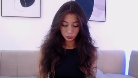 Riley online show from February 8, 2025, 7:59 pm