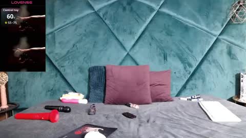 Snapshot of rileylannax chatting on April 15, 2026, 3:13 am rileylannax online show from April 15, 2026, 3:13 am