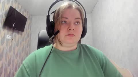 Snapshot of rina16 chatting on February 11, 2026, 3:39 pm rina16 online show from February 11, 2026, 3:39 pm