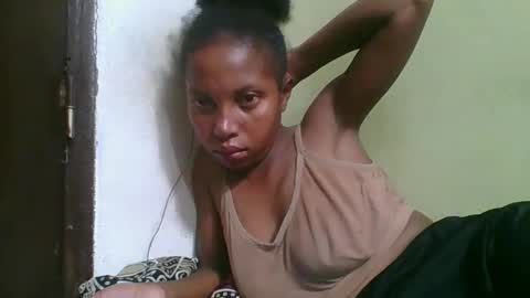 rinah654271 online show from February 14, 2026, 4:59 pm