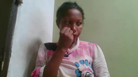 rinah654271 online show from May 4, 2026, 2:29 am