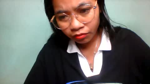 rinah856024 online show from June 16, 2026, 4:31 pm