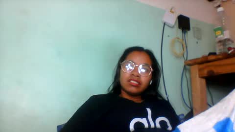 rinah856024 online show from July 3, 2026, 5:52 pm