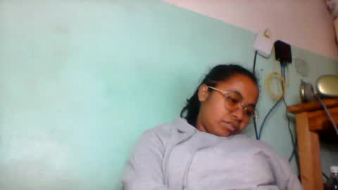 rinah856024 online show from July 17, 2026, 4:45 pm