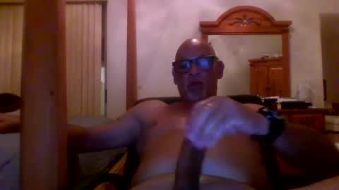 Snapshot of rionel chatting on December 27, 2024, 11:10 pm RioNel online show from December 27, 2024, 11:10 pm