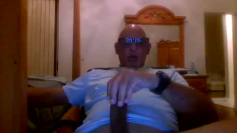 Snapshot of rionel chatting on February 2, 2025, 12:51 am RioNel online show from February 2, 2025, 12:51 am