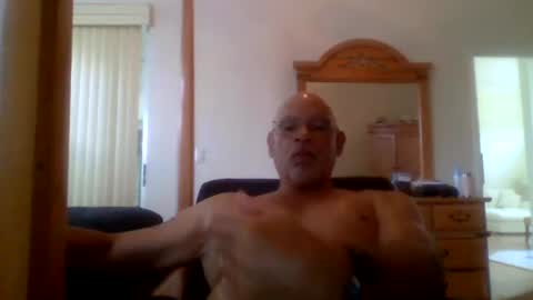 Snapshot of rionel chatting on February 5, 2025, 8:14 pm RioNel online show from February 5, 2025, 8:14 pm