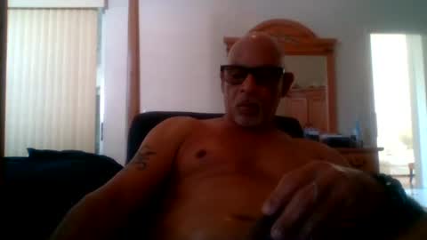 Snapshot of rionel chatting on February 6, 2025, 8:34 pm RioNel online show from February 6, 2025, 8:34 pm