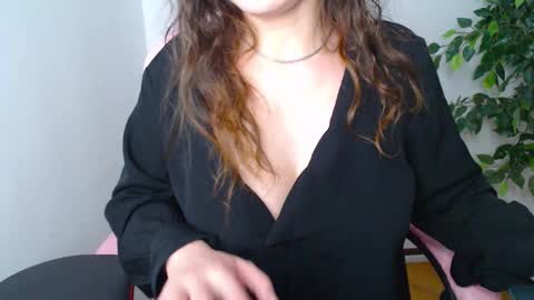 Ripe cherries online show from September 23, 2025, 8:12 pm