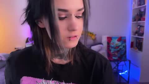   DianaBrite            fansl y online show from March 1, 2026, 1:24 pm