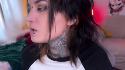   DianaBrite            fansl y online show from March 26, 2026, 1:06 pm