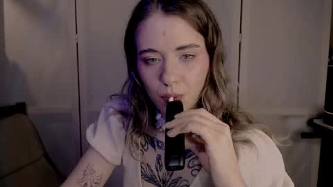 Snapshot of risha_laass chatting on January 23, 2025, 7:18 pm risha_laass online show from January 23, 2025, 7:18 pm