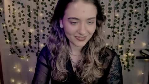 Snapshot of risha_laass chatting on February 1, 2025, 7:23 pm risha_laass online show from February 1, 2025, 7:23 pm