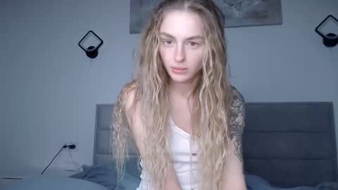 Rita online show from December 1, 2025, 8:58 pm