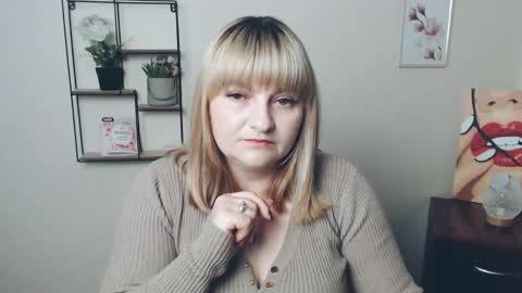 rita_sunshine online show from September 26, 2025, 7:56 am