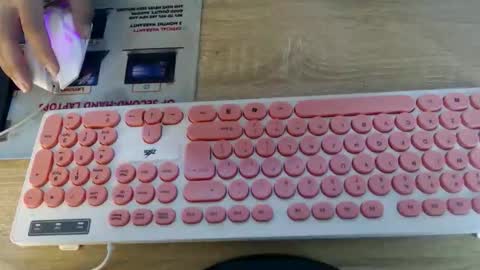 Snapshot of rivaxox1 chatting on April 14, 2026, 12:16 am rivaxox1 online show from April 14, 2026, 12:16 am