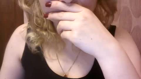 Snapshot of riveramaureen chatting on January 4, 2025, 3:28 pm RiveraMaureen online show from January 4, 2025, 3:28 pm