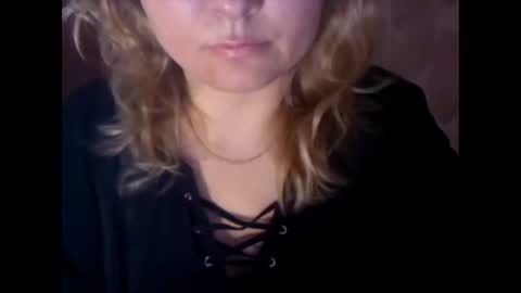 Snapshot of riveramaureen chatting on January 9, 2025, 5:23 am RiveraMaureen online show from January 9, 2025, 5:23 am