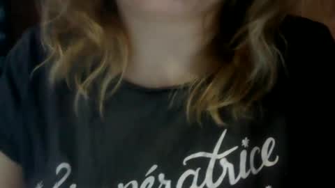 Snapshot of riveramaureen chatting on January 13, 2025, 8:05 am RiveraMaureen online show from January 13, 2025, 8:05 am