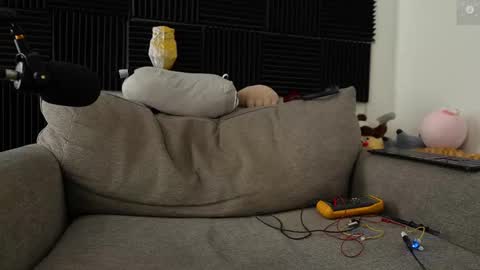 Ryan aka KeylimeRy online show from December 14, 2025, 9:19 pm