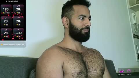 SebasRoa online show from January 28, 2025, 3:57 pm