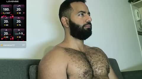 SebasRoa online show from March 11, 2025, 2:07 pm