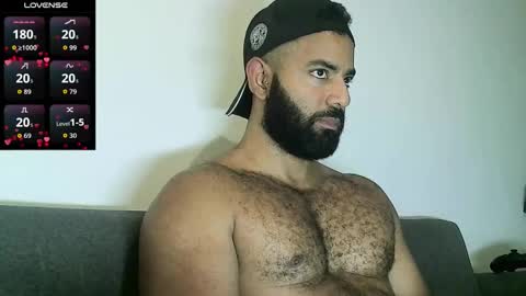 SebasRoa online show from February 12, 2026, 5:41 pm