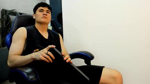 Roan Birkin online show from October 31, 2025, 7:59 pm