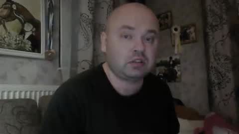 rob18997 online show from November 3, 2025, 7:59 pm